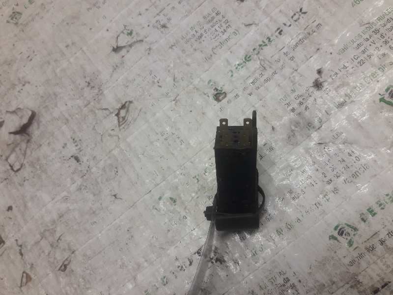 Recambio de boton antivaho para citroën zx 1.4 referencia OEM IAM  5 PINS 