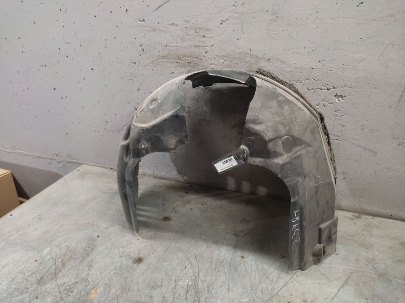 Recambio de paso rueda derecho para ford fiesta (cb1) referencia OEM IAM  DELANTERO 