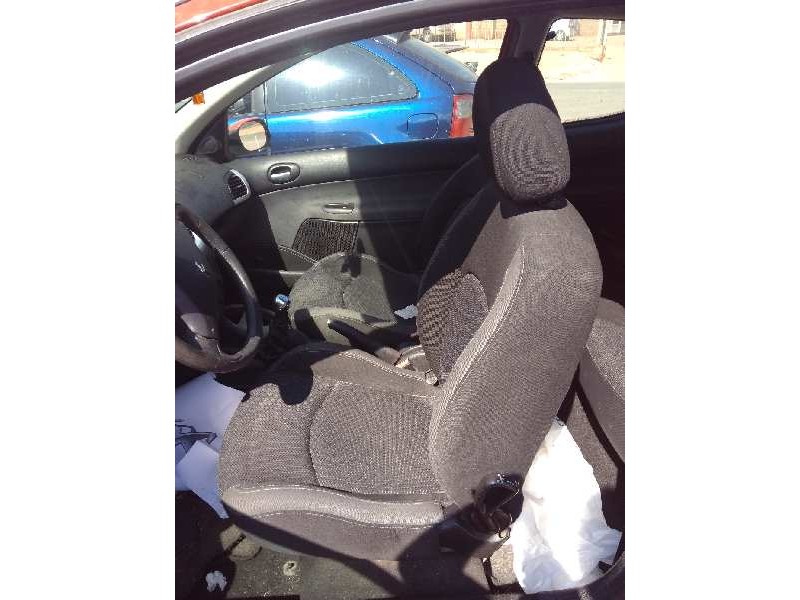 peugeot 206+ del año 2010