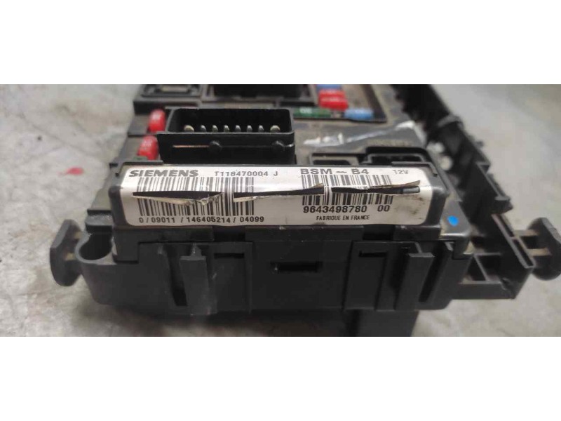 Recambio de caja reles / fusibles para citroën c3 1.4 hdi referencia OEM IAM 9643498780 BSM 