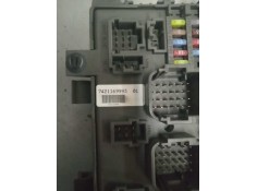Recambio de caja reles / fusibles para renault premium distribution fg 4x2 corto referencia OEM IAM 7421169993   2