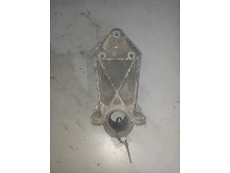 Recambio de soporte guardabarros trasero para daf serie xf105.xxx fsa 4x2 space-cab referencia OEM IAM 2050044  