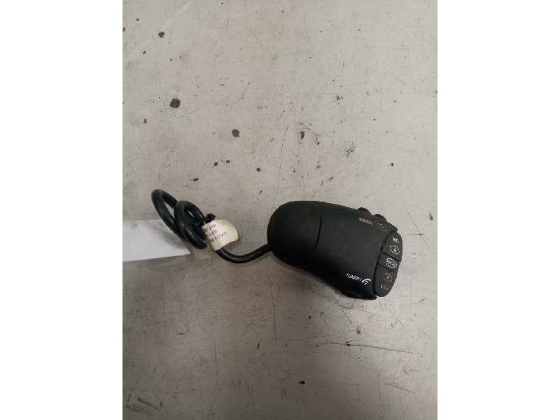 Recambio de mando radio para renault premium distribution fg 4x2 corto referencia OEM IAM 742101463901  