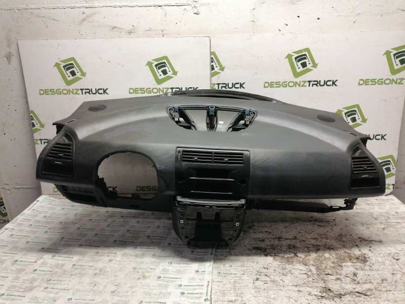 Recambio de salpicadero para citroën c4 berlina collection referencia OEM IAM   