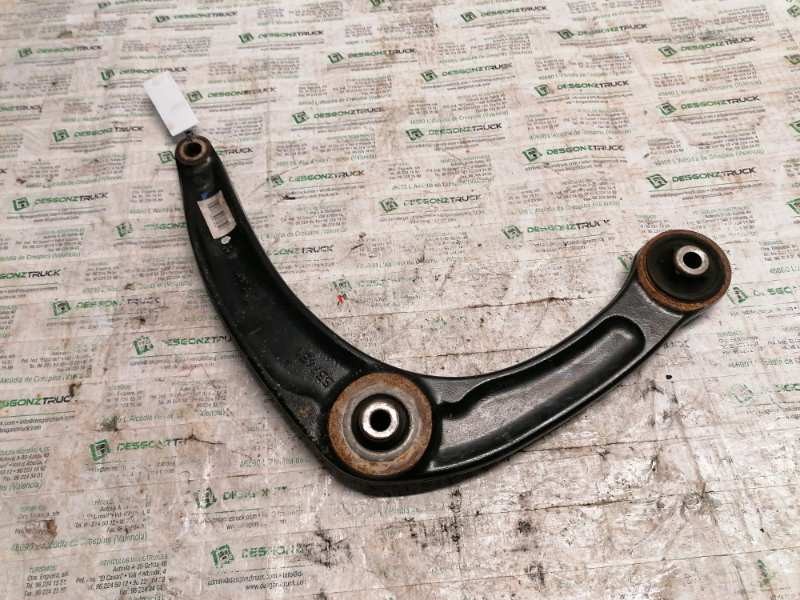 Recambio de brazo suspension inferior delantero derecho para citroën c4 berlina collection referencia OEM IAM 557451  