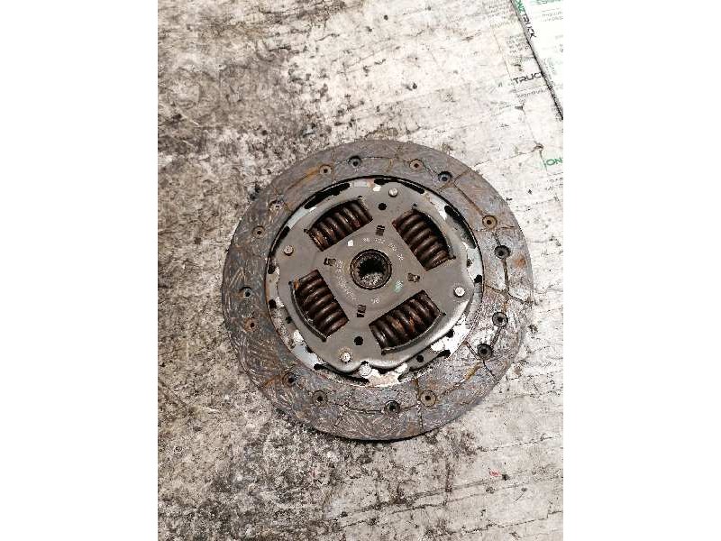 Recambio de kit embrague para citroën c4 berlina collection referencia OEM IAM 9670270080  