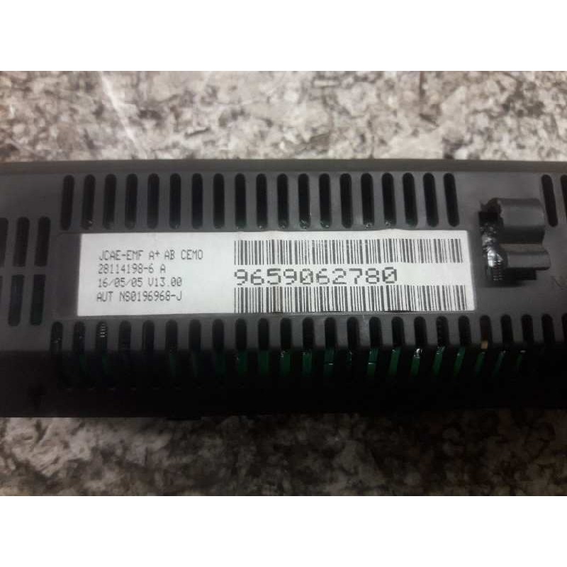 Recambio de pantalla multifuncion para citroën c4 berlina cool referencia OEM IAM 9659062780 281141986A 12 PINS