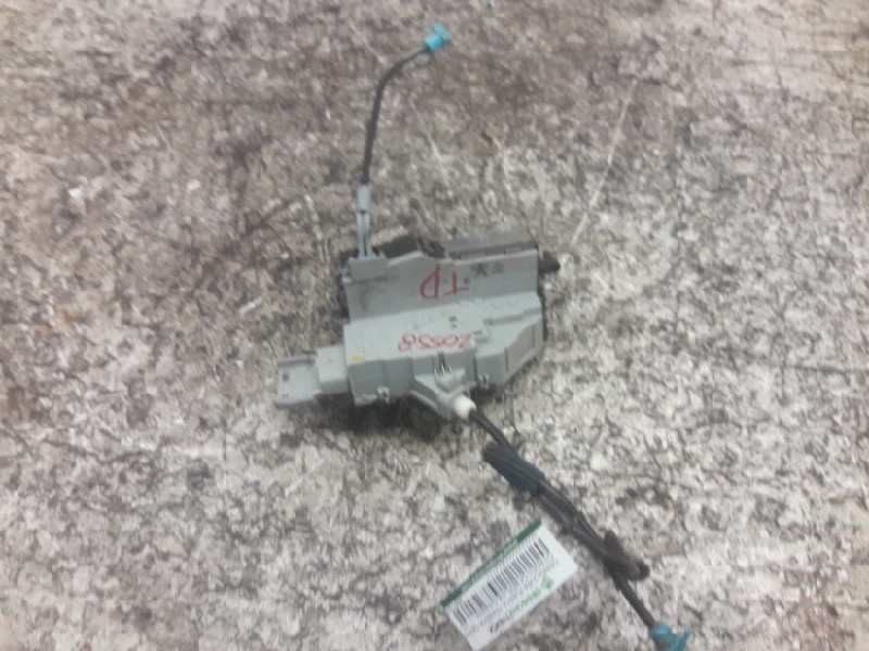 Recambio de cerradura puerta trasera derecha para citroën c4 berlina collection referencia OEM IAM 9681337080 6 PINS 