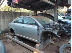 toyota avensis berlina (t25) del año 2004 2