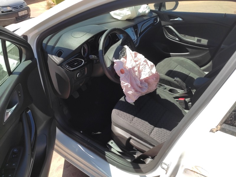 opel astra k lim. 5türig del año 2018