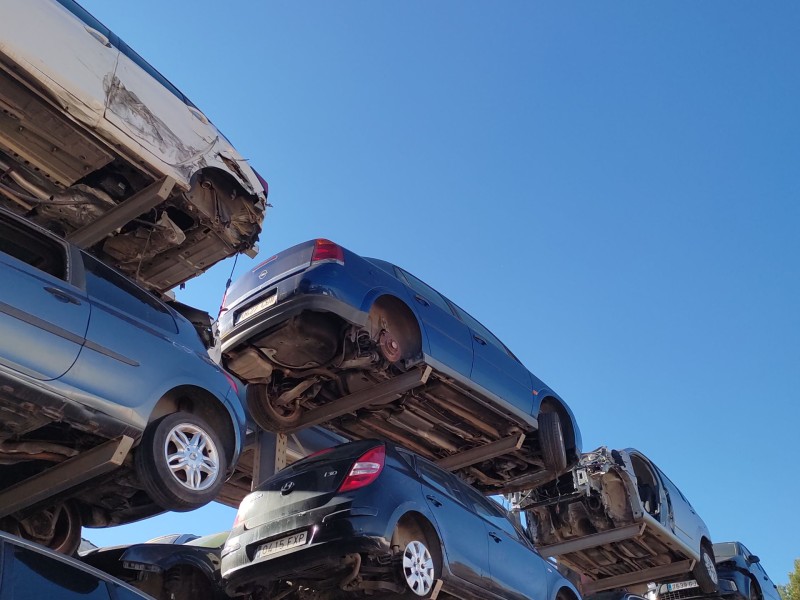 opel vectra c berlina del año 2003