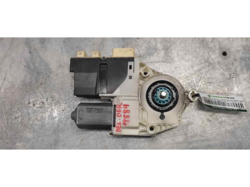 Recambio de motor elevalunas delantero derecho para citroën c5 berlina referencia OEM IAM 985172101  