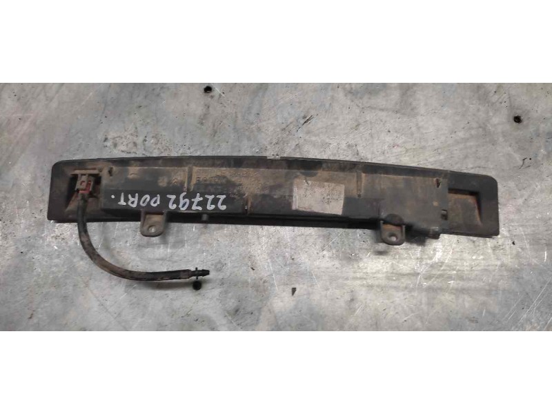 Recambio de luz central de freno para citroën c4 berlina sx referencia OEM IAM   2 PINS