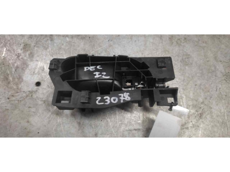 Recambio de maneta interior delantera izquierda para citroën c4 picasso exclusive referencia OEM IAM 96555518VD  
