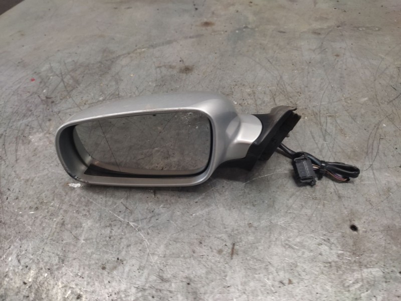 Recambio de retrovisor izquierdo para volkswagen passat berlina (3b3) referencia OEM IAM  ELECTRICO 5 CABLES