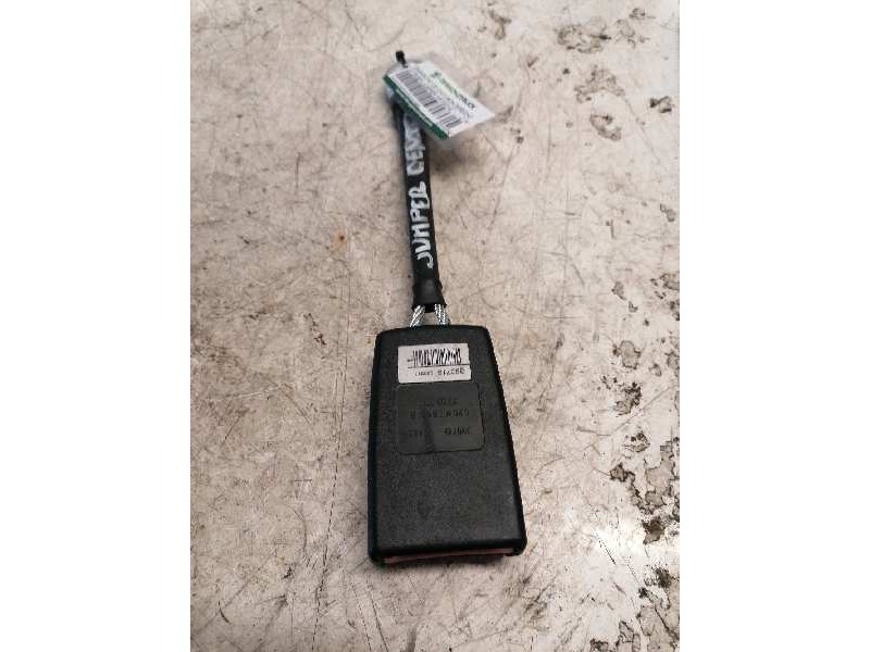 Recambio de enganche de cinturon derecho para citroën jumper pritsche referencia OEM IAM 620162800B  
