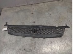 Recambio de rejilla delantera central para ford fiesta (cbk) ambiente referencia OEM IAM    2
