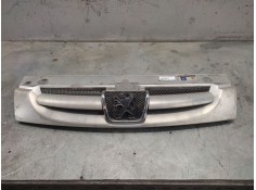Recambio de rejilla delantera central para peugeot partner (s2) rancho plus referencia OEM IAM    2