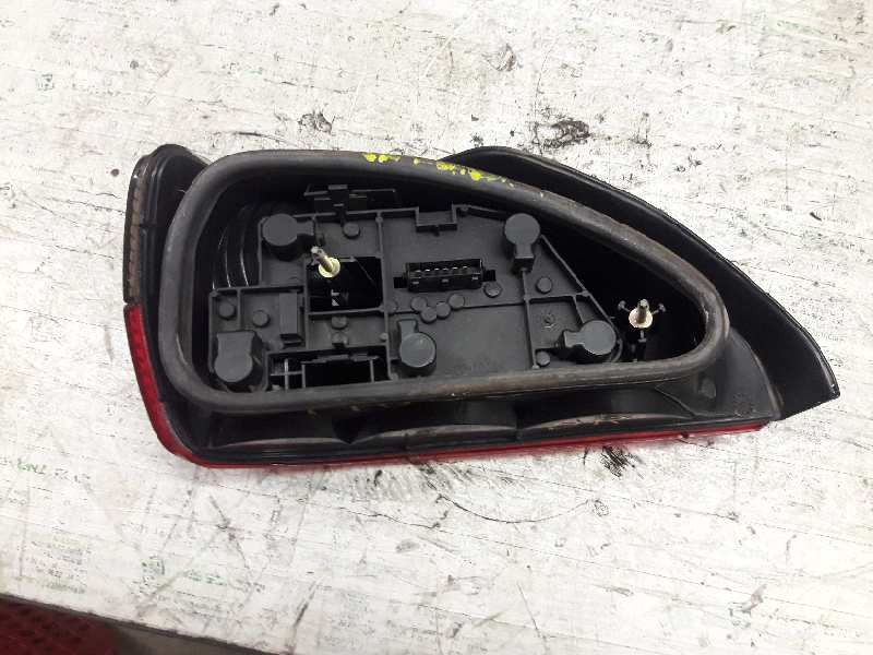 Recambio de piloto trasero derecho para peugeot 306 berlina 3/4/5 puertas (s2) style referencia OEM IAM   