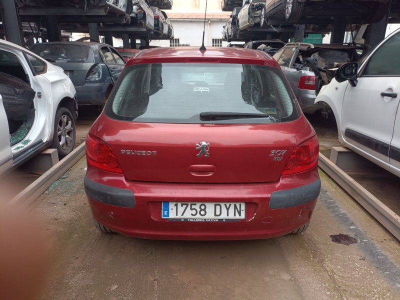 peugeot 307 berlina (s2) del año 2006