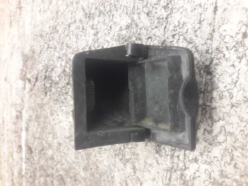 Recambio de cenicero para citroën xsara berlina 1.4 hdi satisfaction referencia OEM IAM 9638400477  