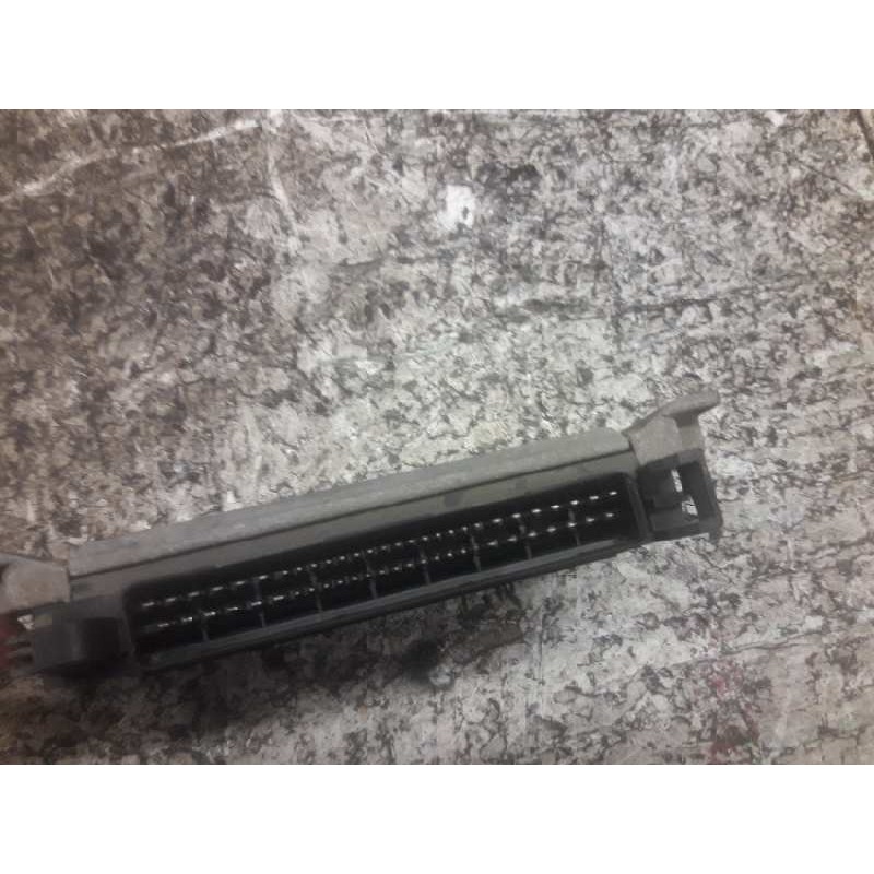 Recambio de centralita motor uce para citroën xsara berlina 1.6 referencia OEM IAM 0261204939 9633184780 26FM0534