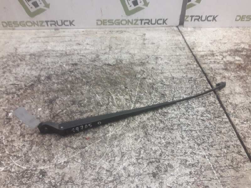 Recambio de brazo limpia delantero derecho para citroën xsara picasso 1.8 16v referencia OEM IAM   