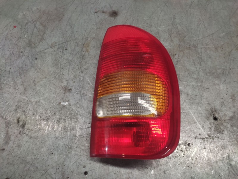 Recambio de piloto trasero derecho para opel corsa b swing referencia OEM IAM   