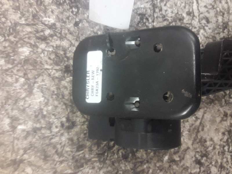 Recambio de potenciometro pedal para chrysler voyager (gs) 2.5 td le referencia OEM IAM F5K23A1702 6 PINS 