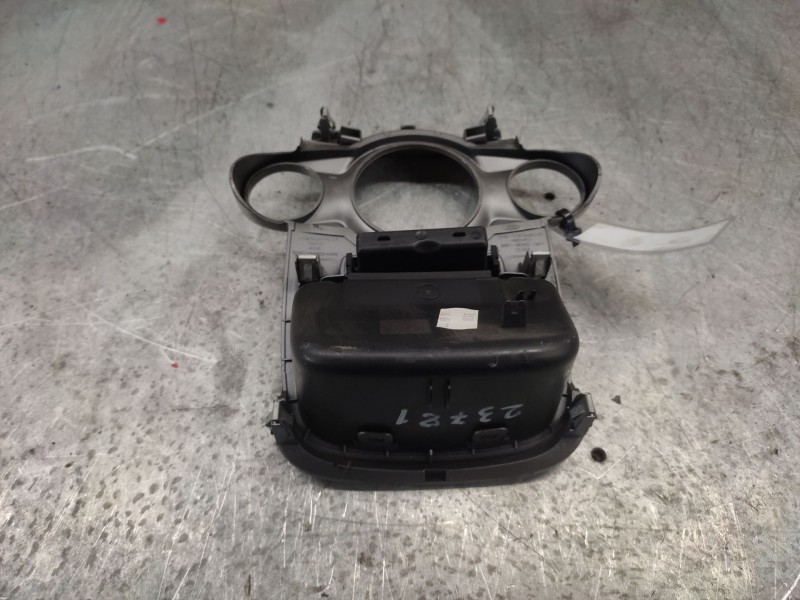 Recambio de guarnecidos consola de mandos para ford fiesta (cb1) referencia OEM IAM 8A6118D422AGW  