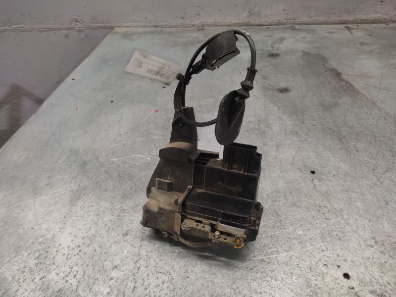 Recambio de cerradura puerta trasera derecha para ford fiesta (cbk) ambiente referencia OEM IAM  4 PINS 