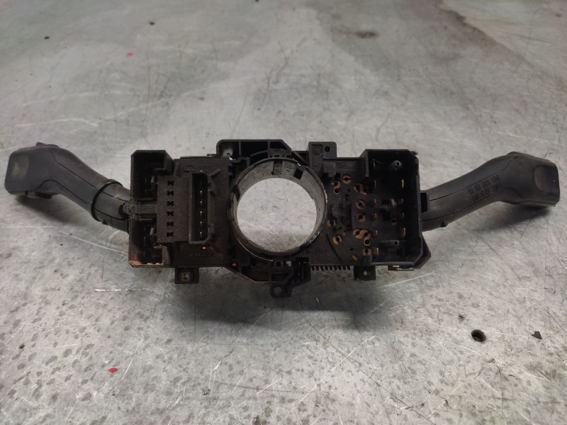 Recambio de mando multifuncion para volkswagen passat berlina (3b3) referencia OEM IAM 8L0953513G  