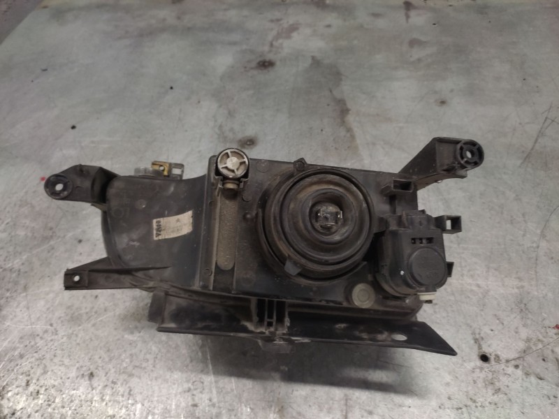 Recambio de faro izquierdo para peugeot partner monospace (5_, g_) 1.8 referencia OEM IAM   