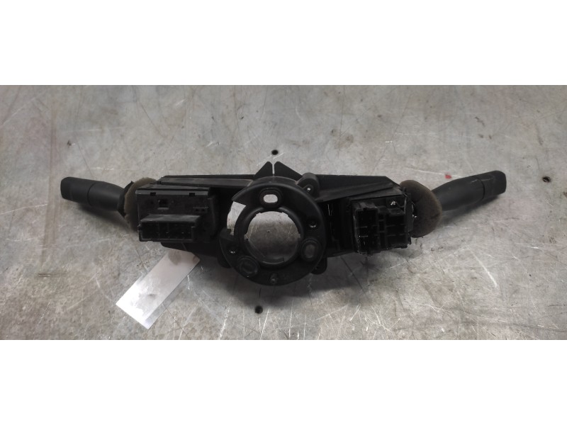 Recambio de mando multifuncion para peugeot 206 berlina e-music referencia OEM IAM 96049597ZL  