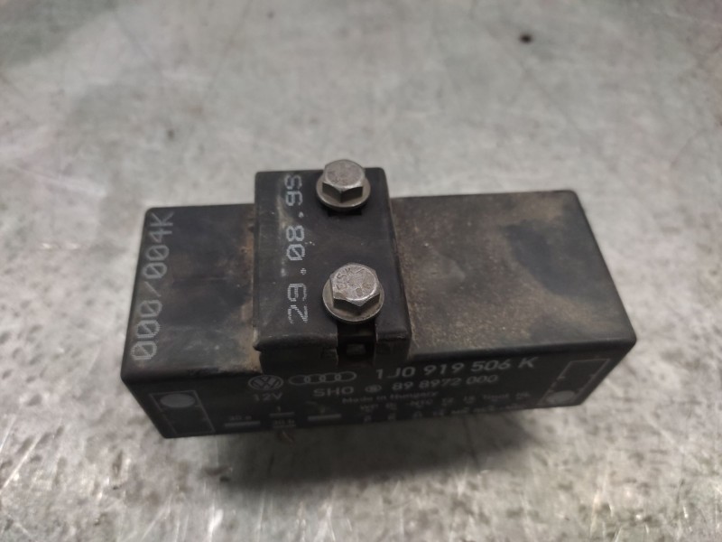 Recambio de rele electroventiladores para volkswagen golf iv berlina (1j1) básico referencia OEM IAM 1J0919506K  