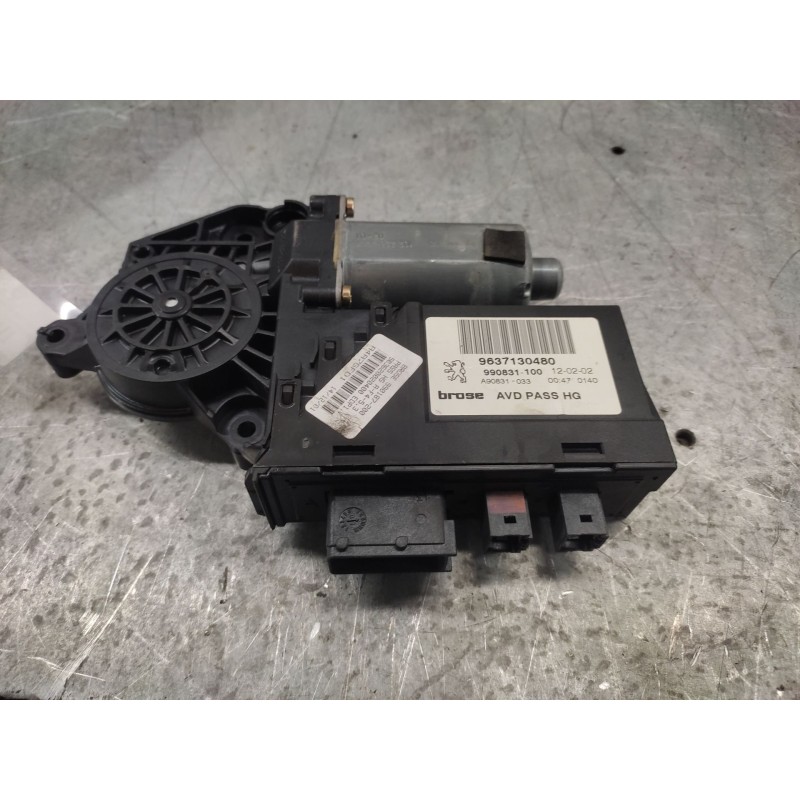 Recambio de motor elevalunas delantero derecho para peugeot 307 break / sw (s1) sw pack referencia OEM IAM 9637130480  