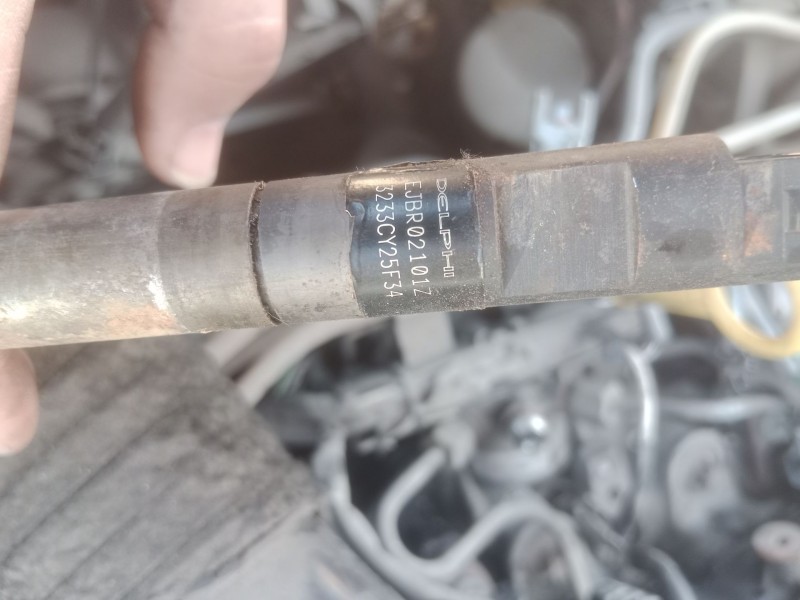 Recambio de inyector para renault clio ii fase ii (b/cb0) authentique referencia OEM IAM EJBR02101  