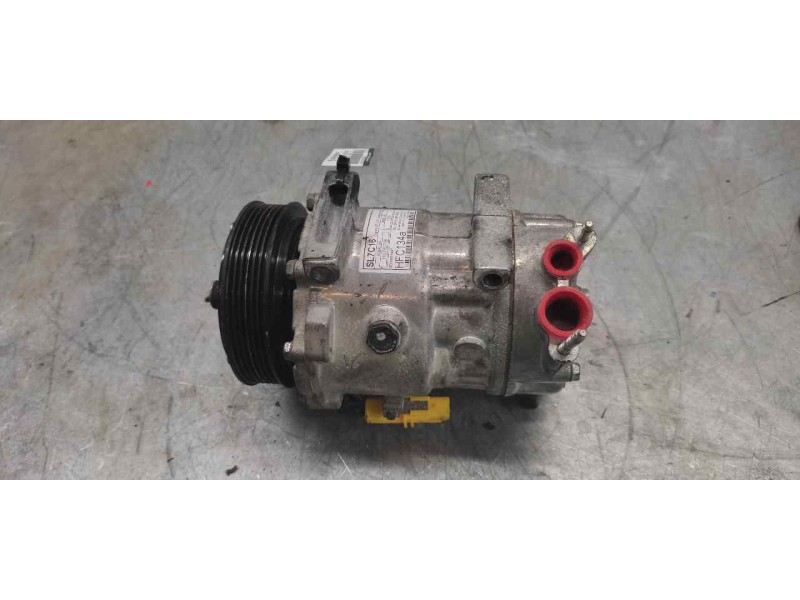 Recambio de compresor aire acondicionado para peugeot 207 1.6 16v referencia OEM IAM SL7C16 HS290706 