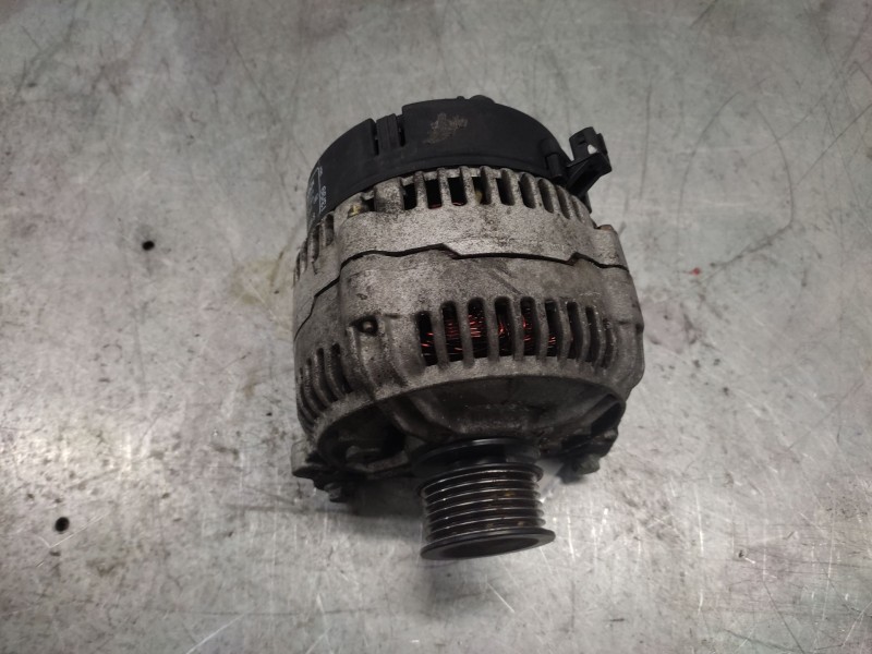 Recambio de alternador para ford galaxy (vx) clx referencia OEM IAM 0123515014 14V 120A BOSCH 028903025S