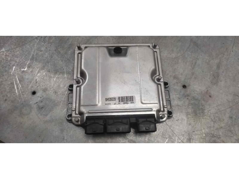Recambio de centralita motor uce para peugeot 307 break / sw (s1) sw referencia OEM IAM 0281010779 9644606180 28FM0349