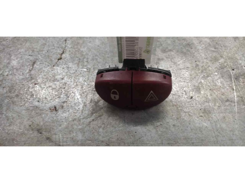 Recambio de warning para peugeot 206 berlina xs-line referencia OEM IAM   5 PINS