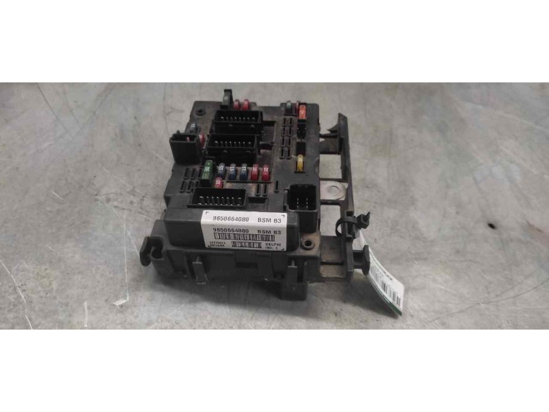 Recambio de caja reles / fusibles para peugeot 206 berlina 2.0 hdi cat referencia OEM IAM 9650664080 BSM 