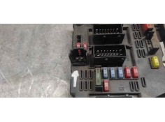 Recambio de caja reles / fusibles para peugeot 307 (s1) xr clim referencia OEM IAM 9650664180 BSM  2