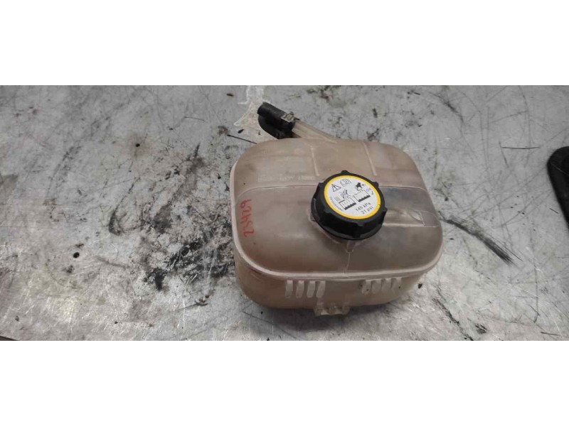 Recambio de deposito expansion para opel astra h berlina cosmo referencia OEM IAM 24469940  