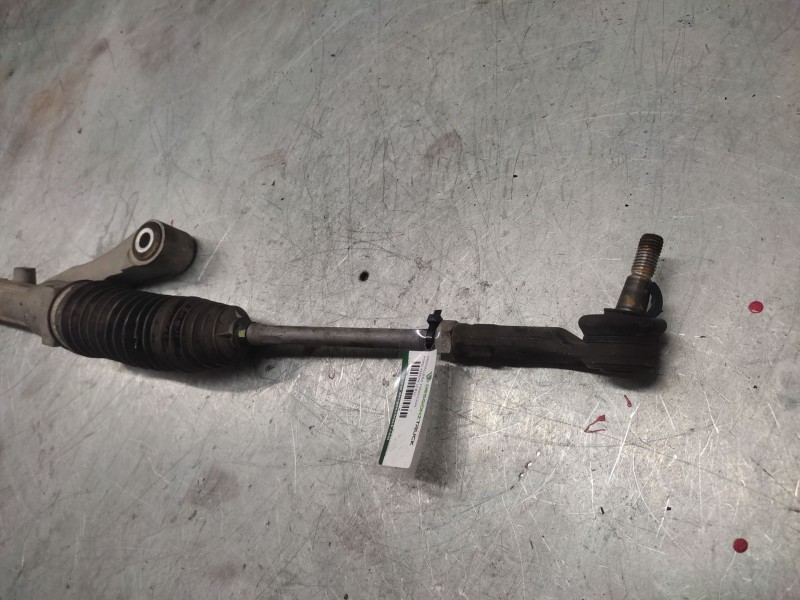 Recambio de cremallera direccion para ford fiesta (cb1) referencia OEM IAM 8V513200CH  