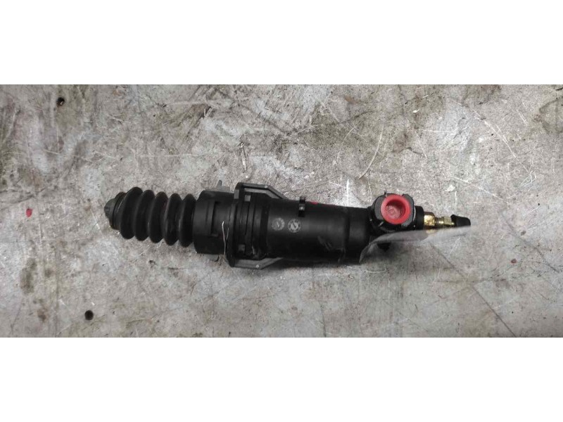 Recambio de bombin embrague para peugeot 806 universal studios port aventura referencia OEM IAM   