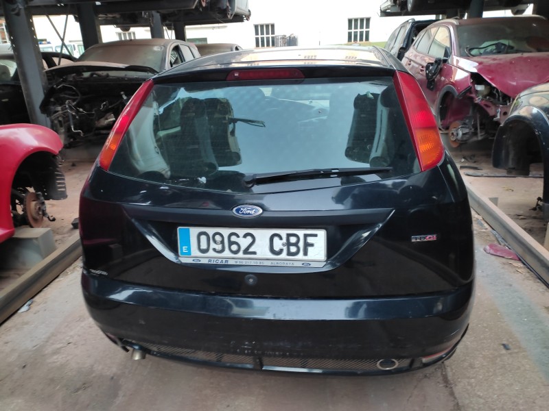 ford focus berlina (cak) del año 2002