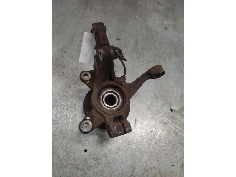 Recambio de mangueta delantera derecha para ford fiesta (cb1) referencia OEM IAM   
