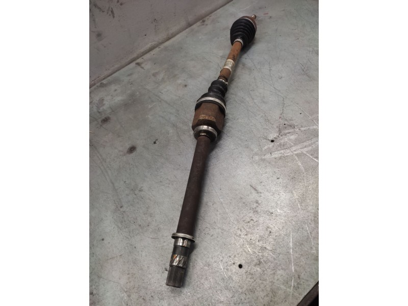 Recambio de transmision delantera derecha para renault scenic ii authentique referencia OEM IAM 8200436366  