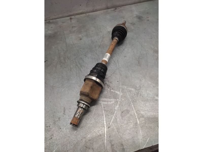 Recambio de transmision delantera izquierda para renault clio iii authentique referencia OEM IAM 8200499585  